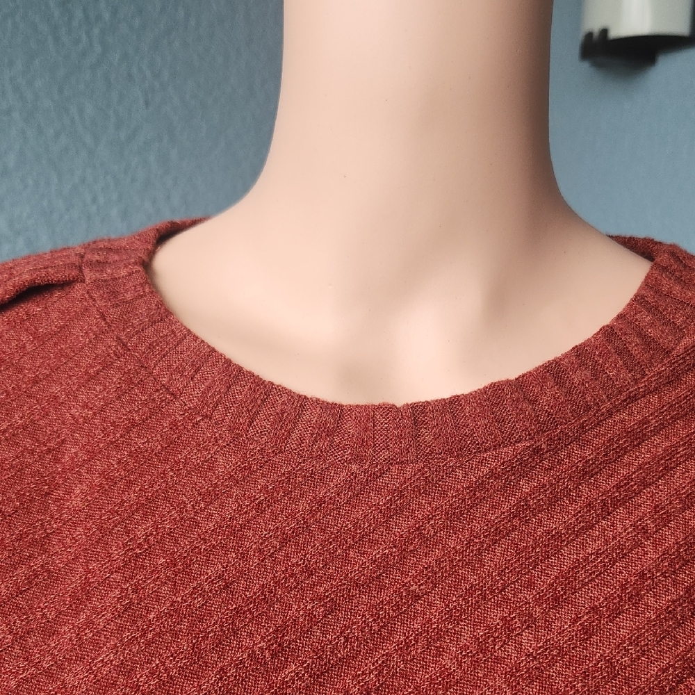 Rust Ribbed Button-Sleeve Knit Top - Women - Picture 2 of 5